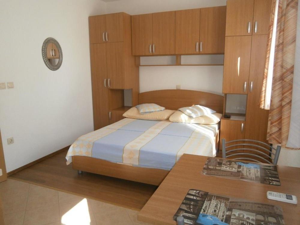 Apartments With A Parking Space Igrane, Makarska - 13535 Екстер'єр фото